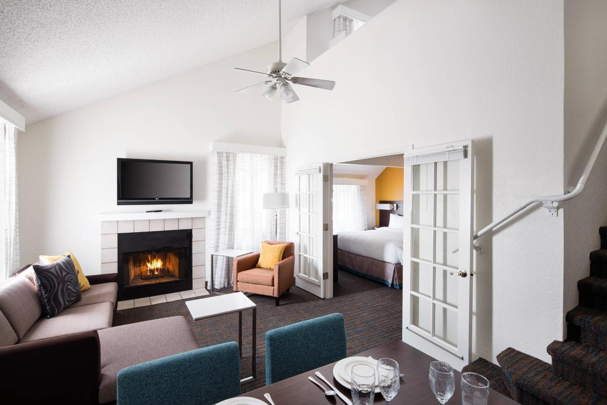 Residence Inn Costa Mesa Newport Beach Экстерьер фото