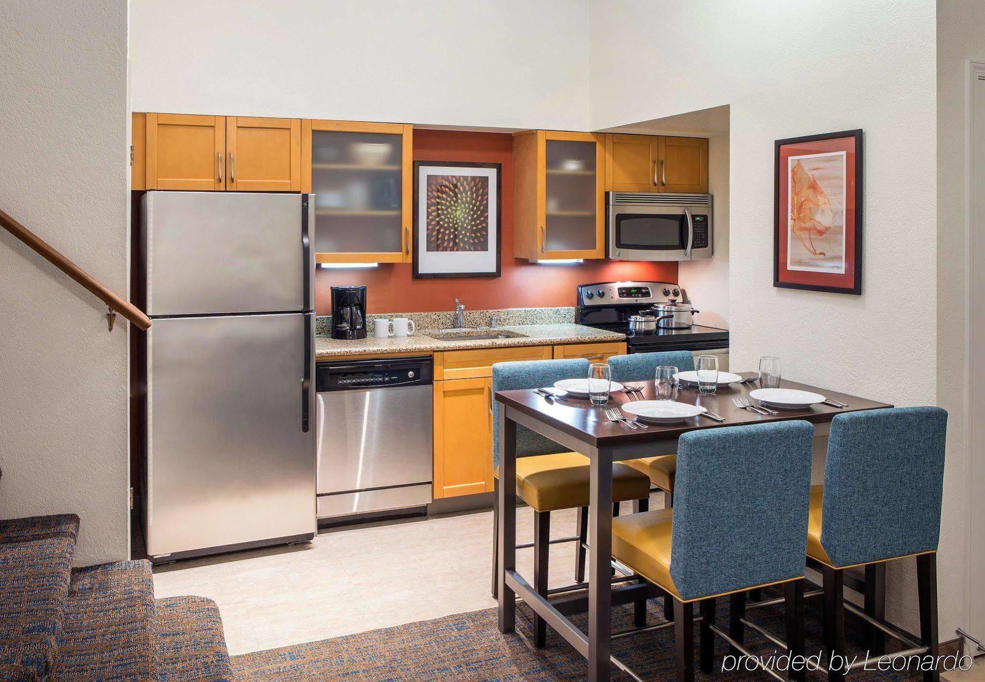 Residence Inn Costa Mesa Newport Beach Экстерьер фото